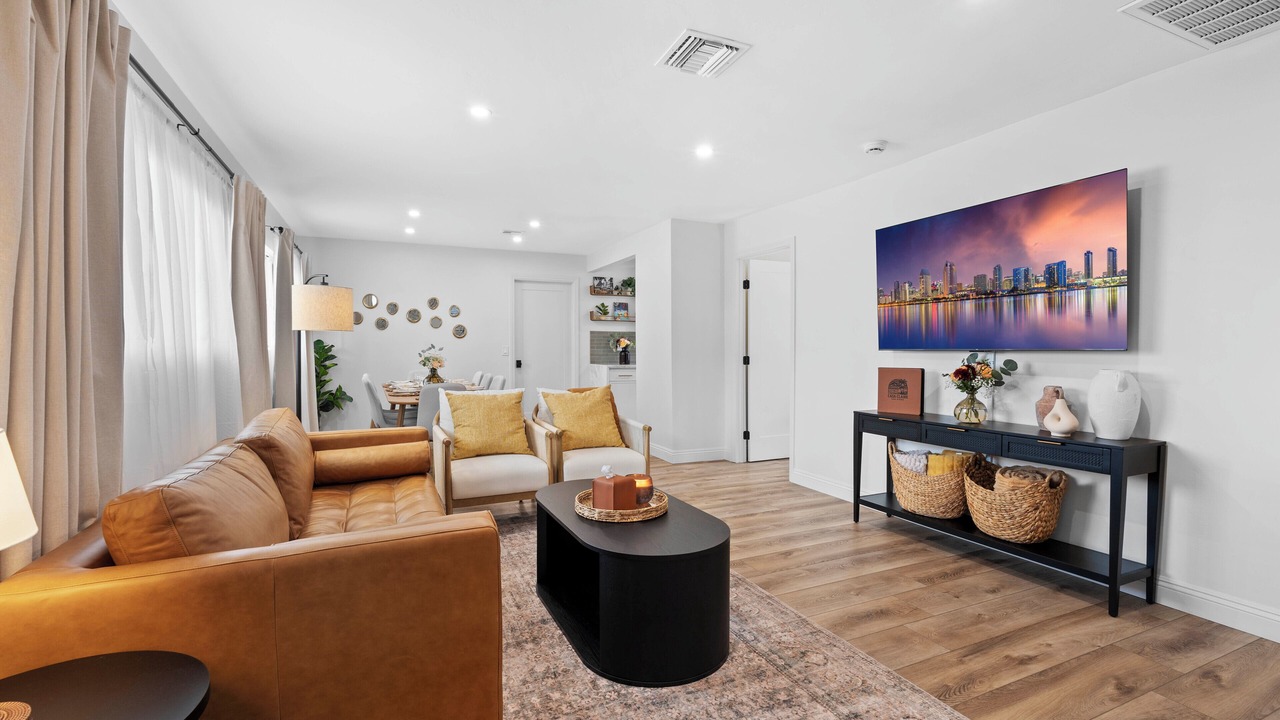 Photo of Bedroom in Clairemont