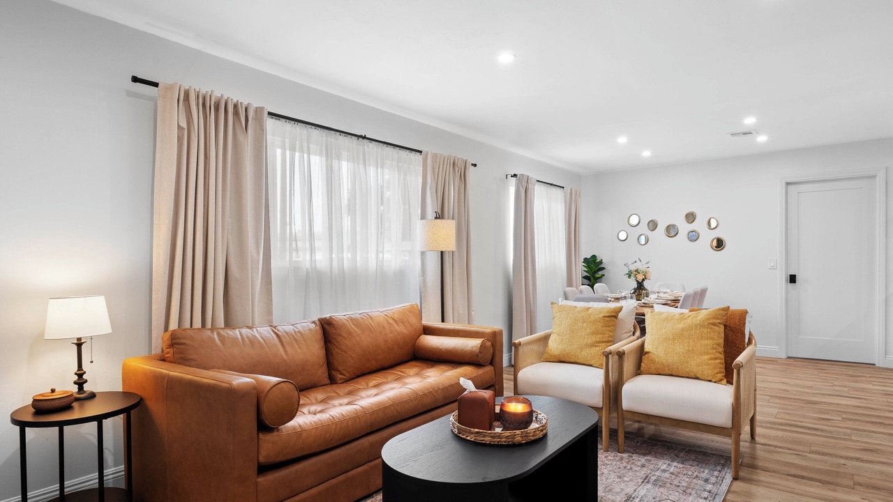 Photo of Livingroom in Clairemont
