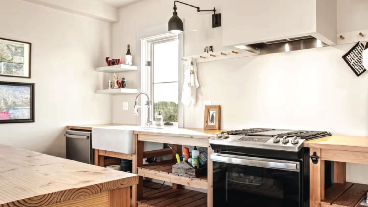 Photo of Kitchen in Brownstown
