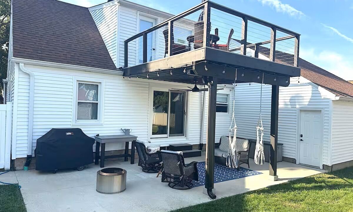 Photo of Patio Balcony in Peoria Heights