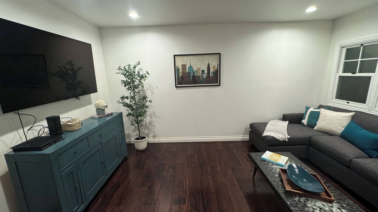 Photo of Livingroom in North Clairemont