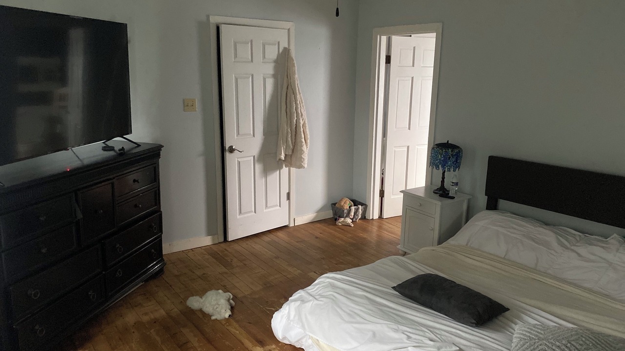 Photo of Bedroom in Delmont