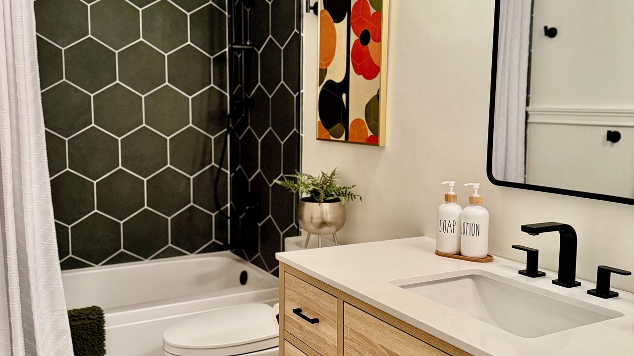Photo of Bathroom in Del Mar Heights
