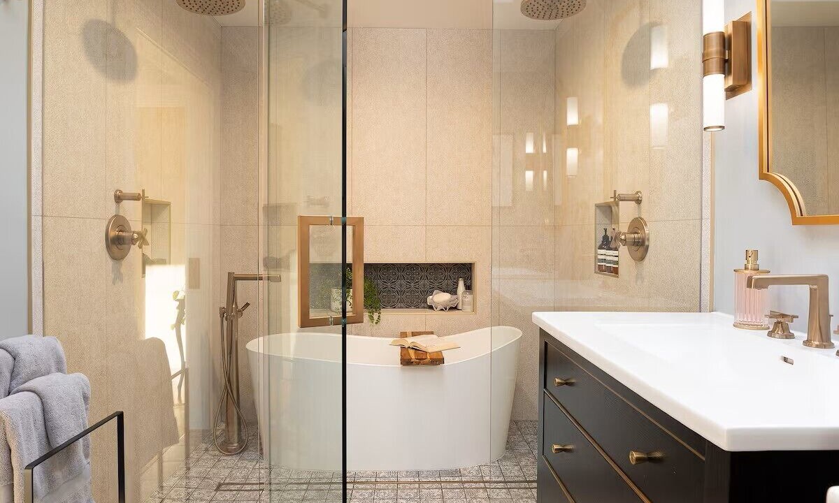 Photo of Bathroom in Del Mar Heights
