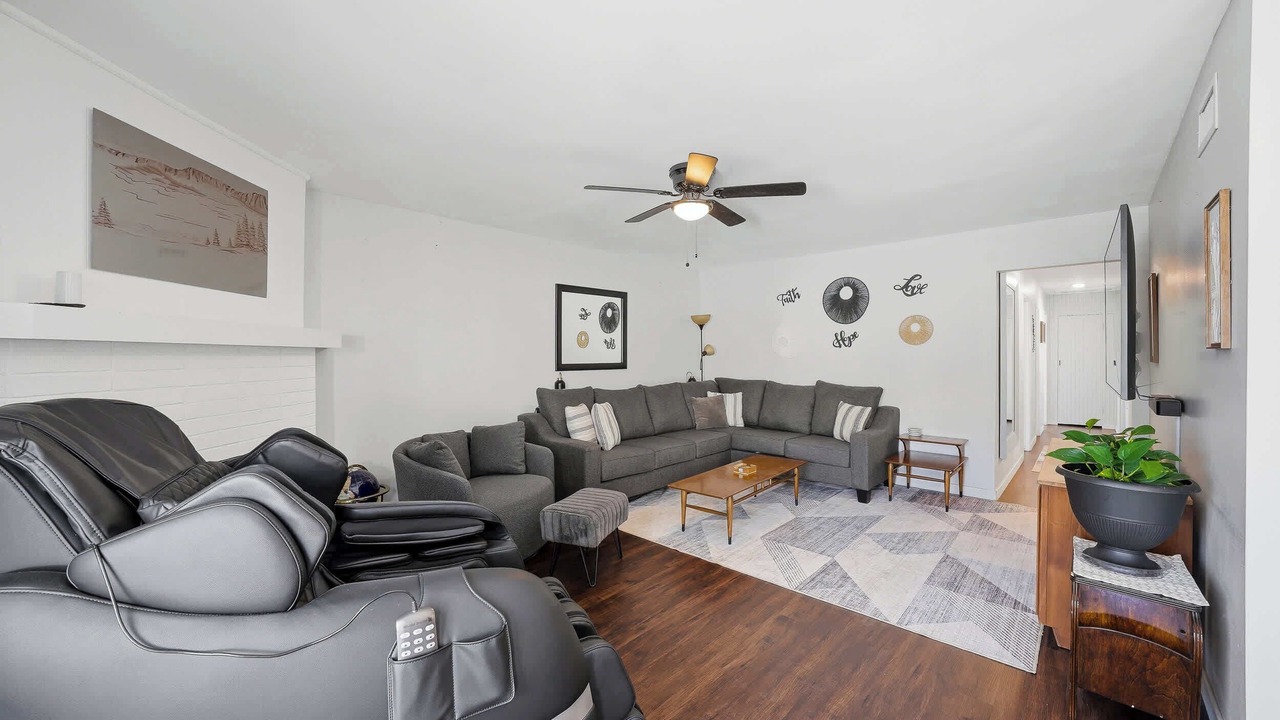 Photo of Bedroom in Lemon Grove