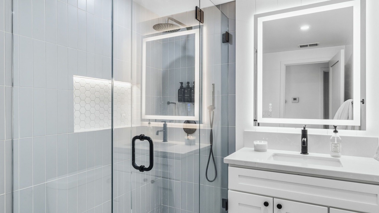 Photo of Bathroom in Serra Mesa