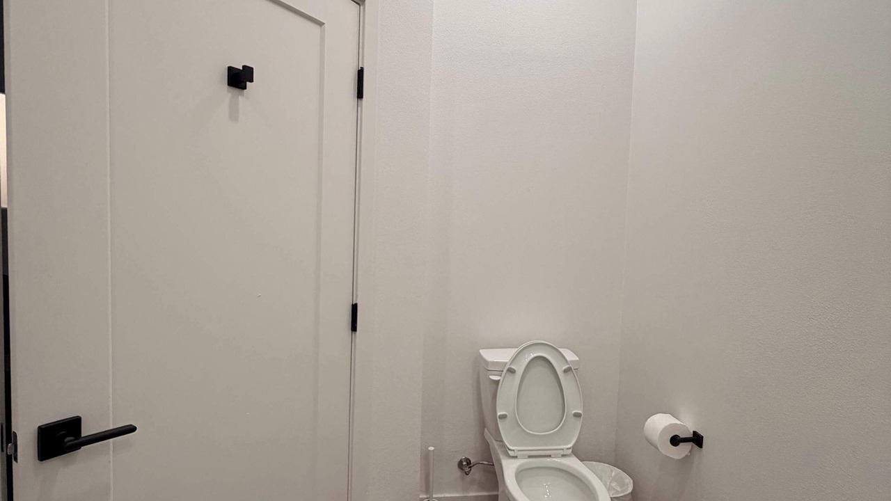 Photo of Bathroom in Mission Valley East