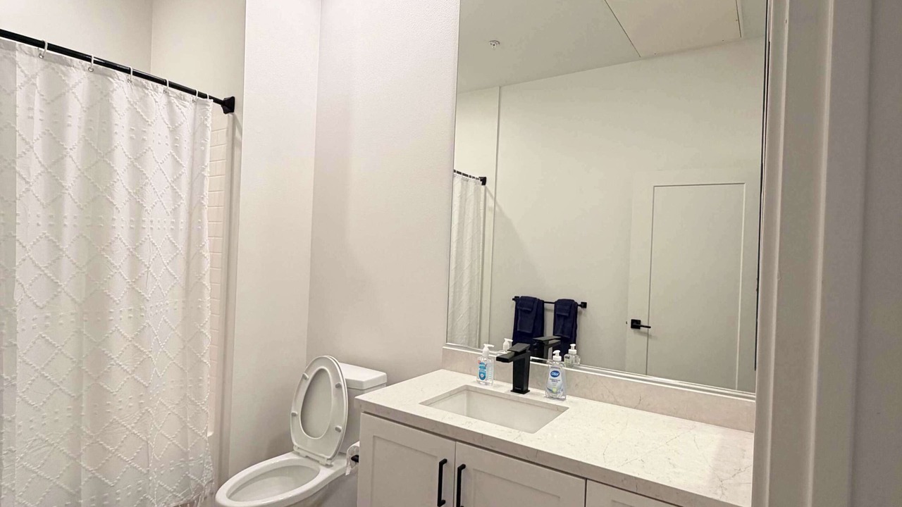 Photo of Bathroom in Mission Valley East