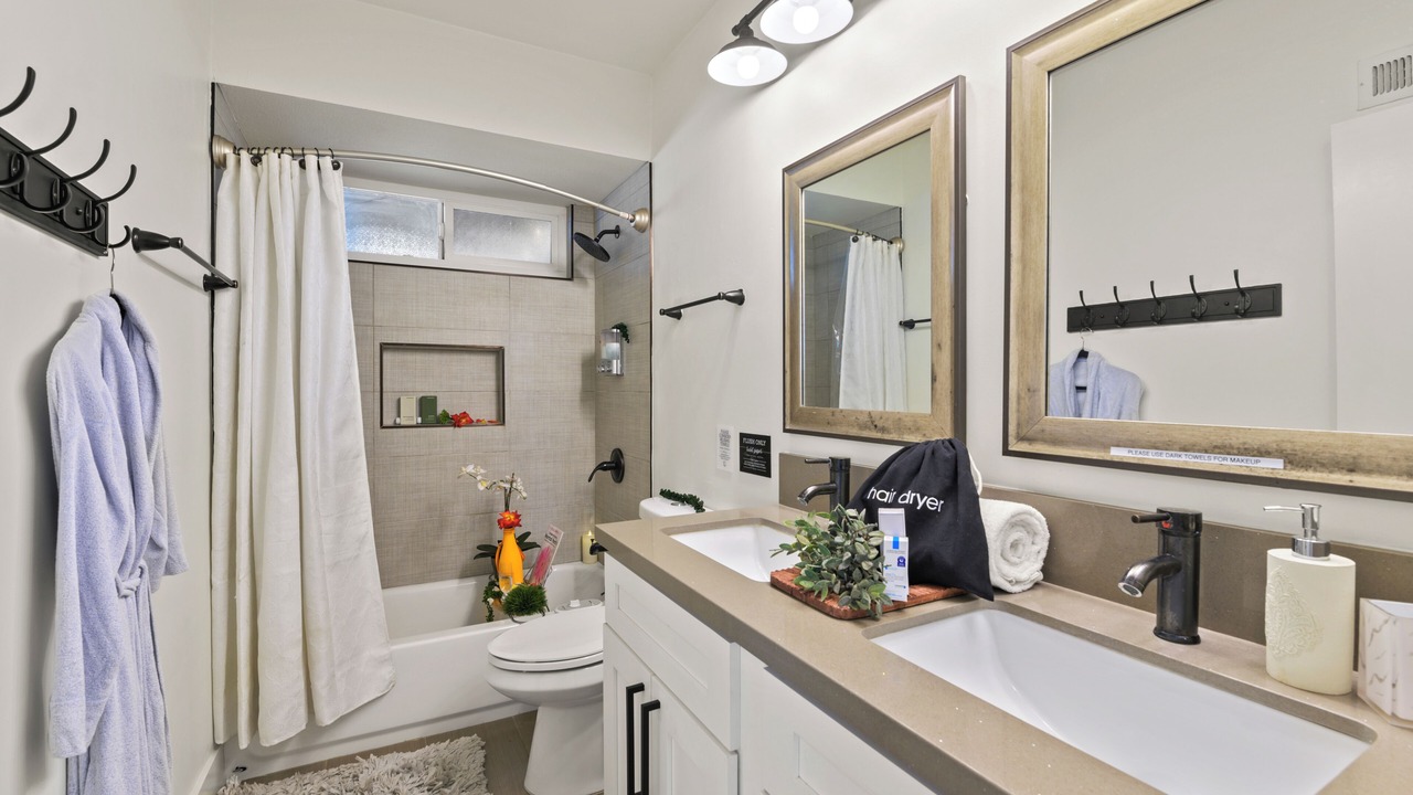 Photo of Bathroom in University City