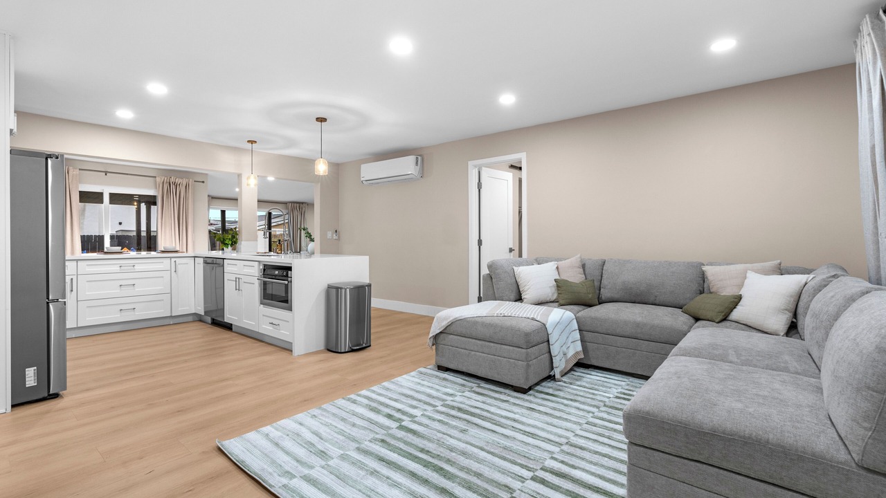 Photo of Livingroom in North Clairemont