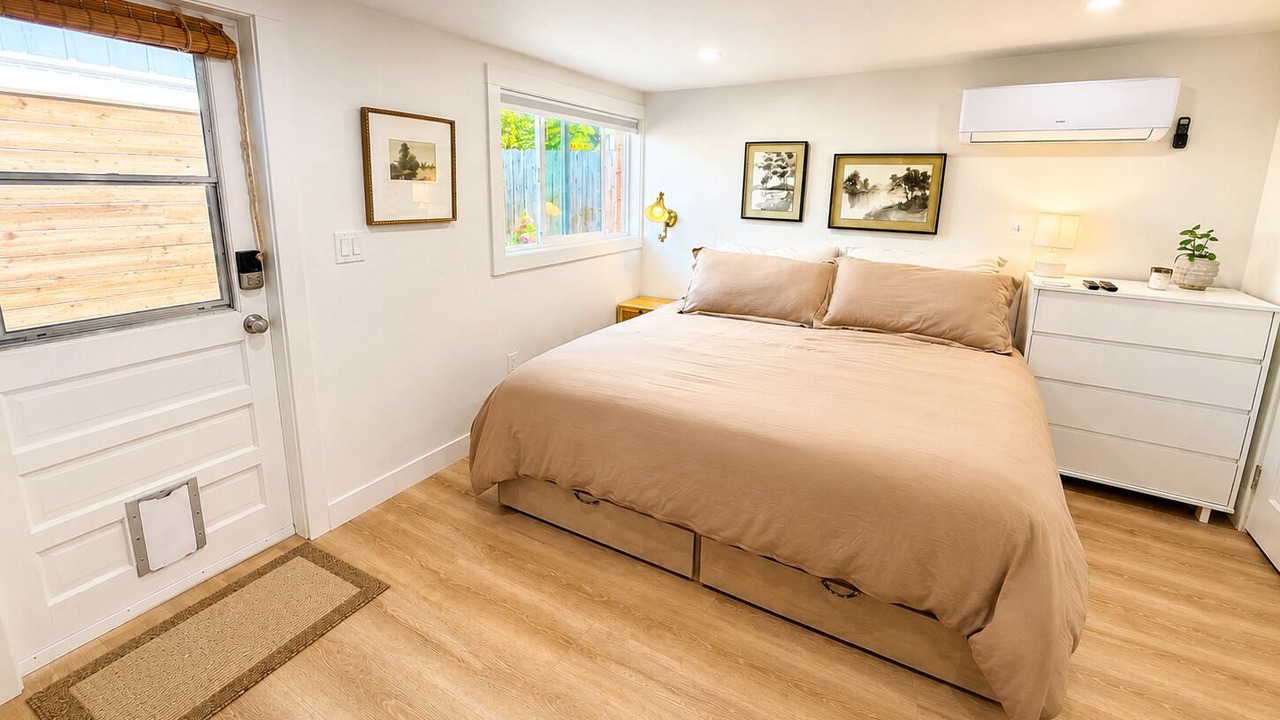 Photo of Bedroom in Rolando Park