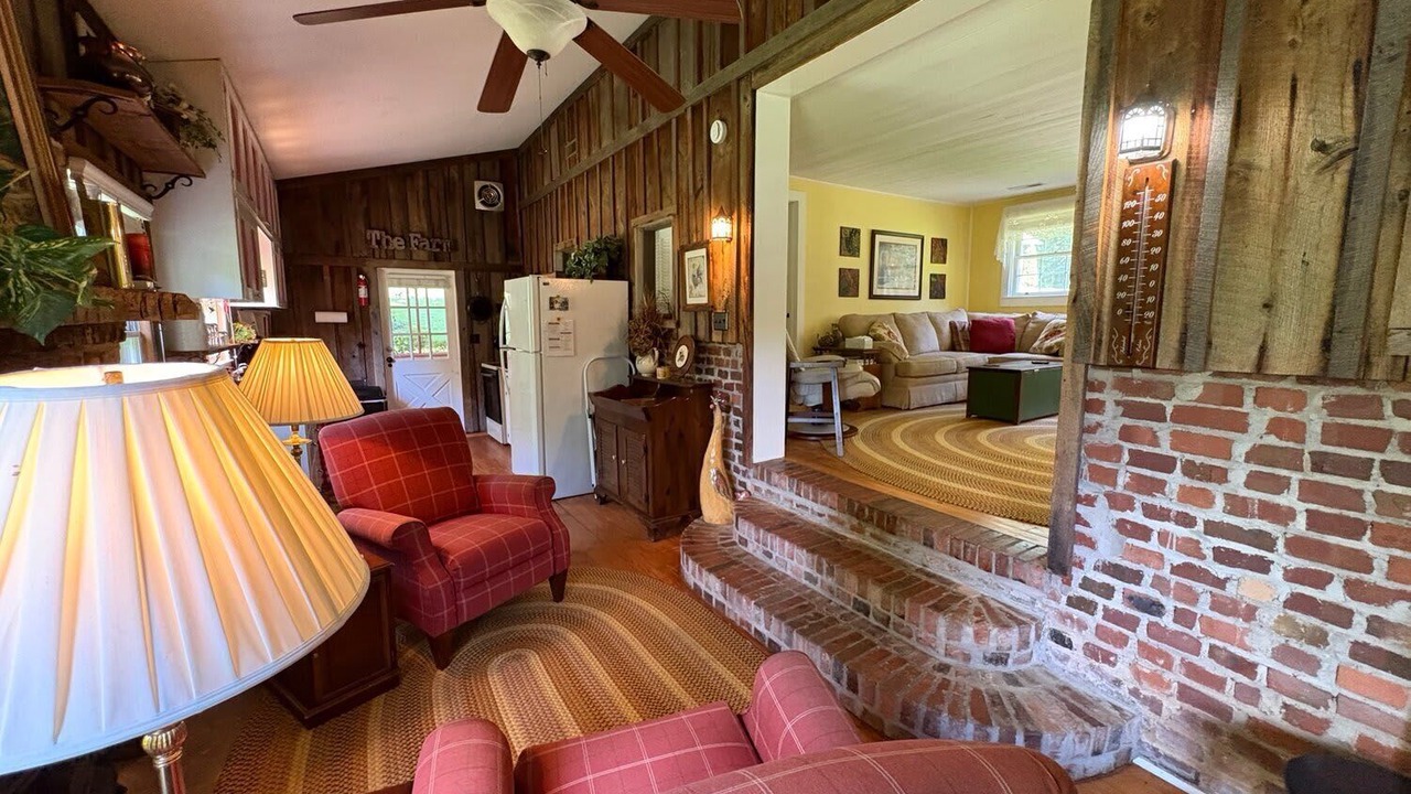 Photo of Livingroom in Horse Shoe