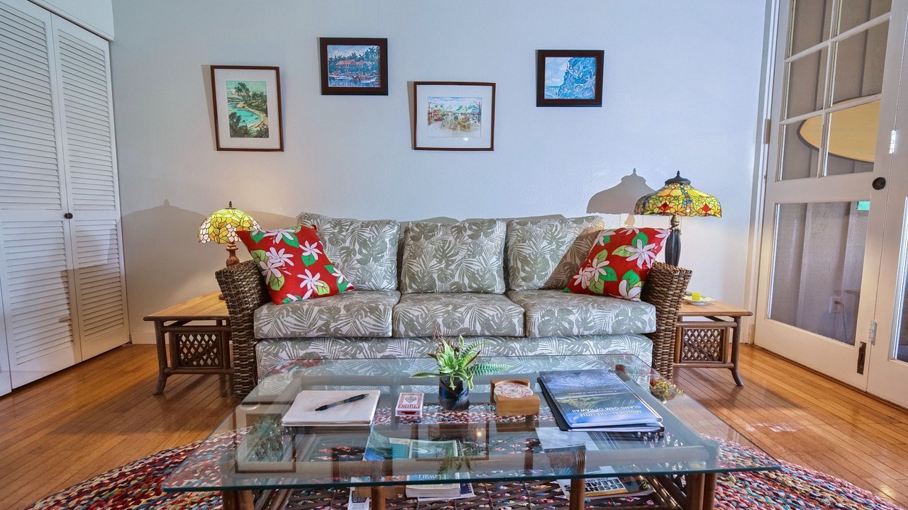 Photo of Livingroom in Maunaloa