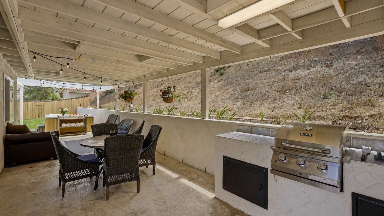 Photo of Outdoor in Spring Valley