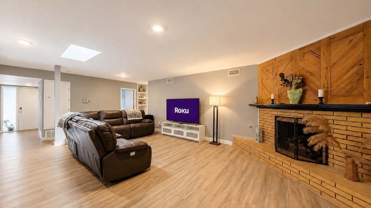 Photo of Livingroom in Spring Valley