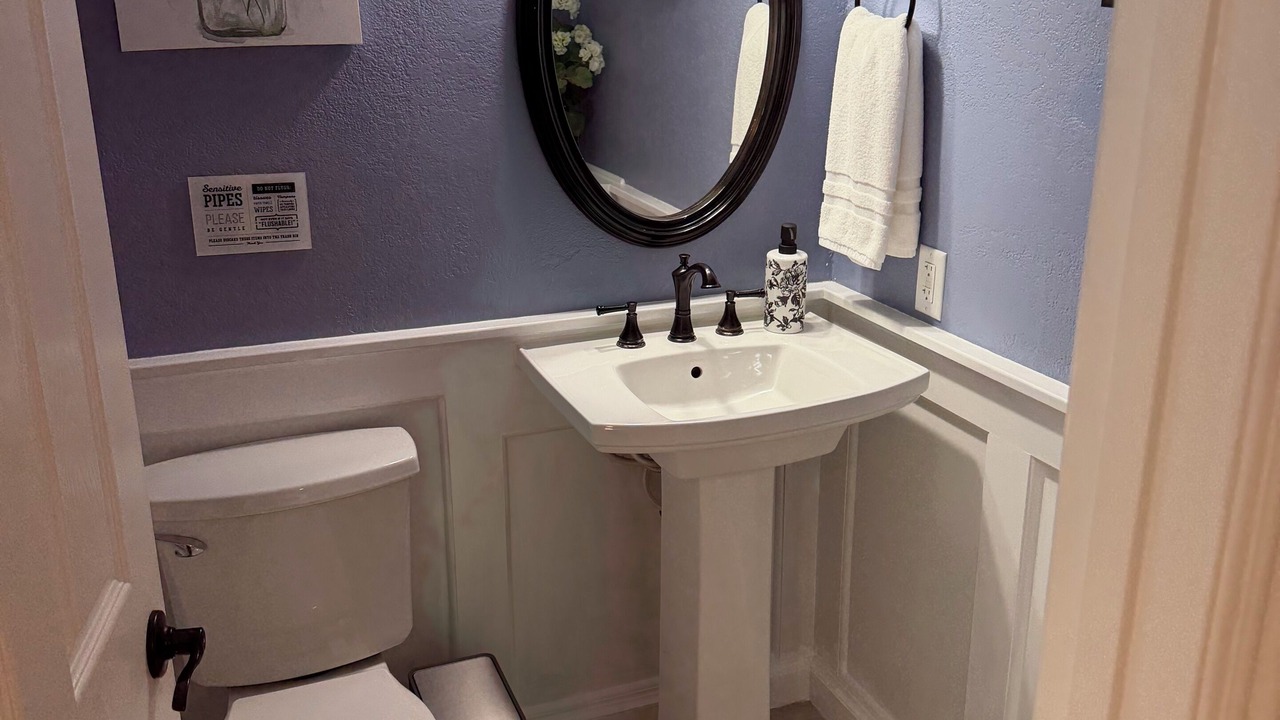 Photo of Bathroom in Tierrasanta