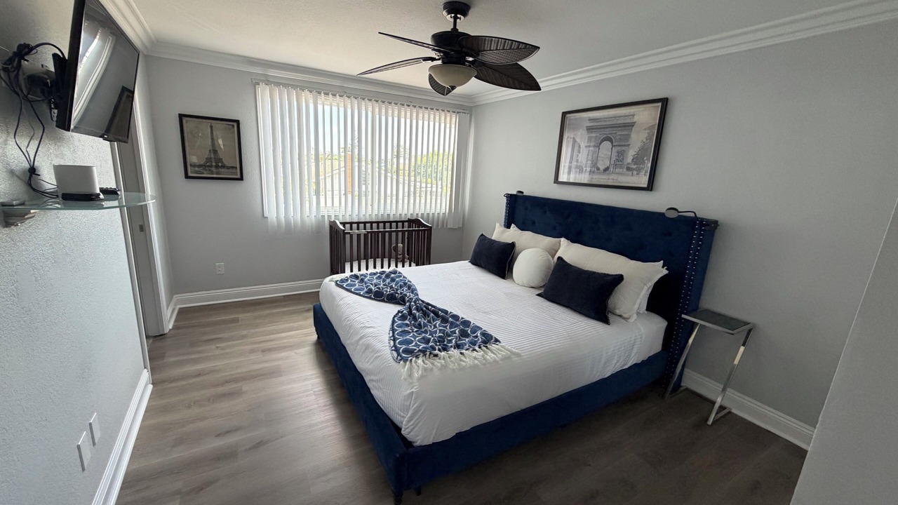 Photo of Bedroom in Tierrasanta