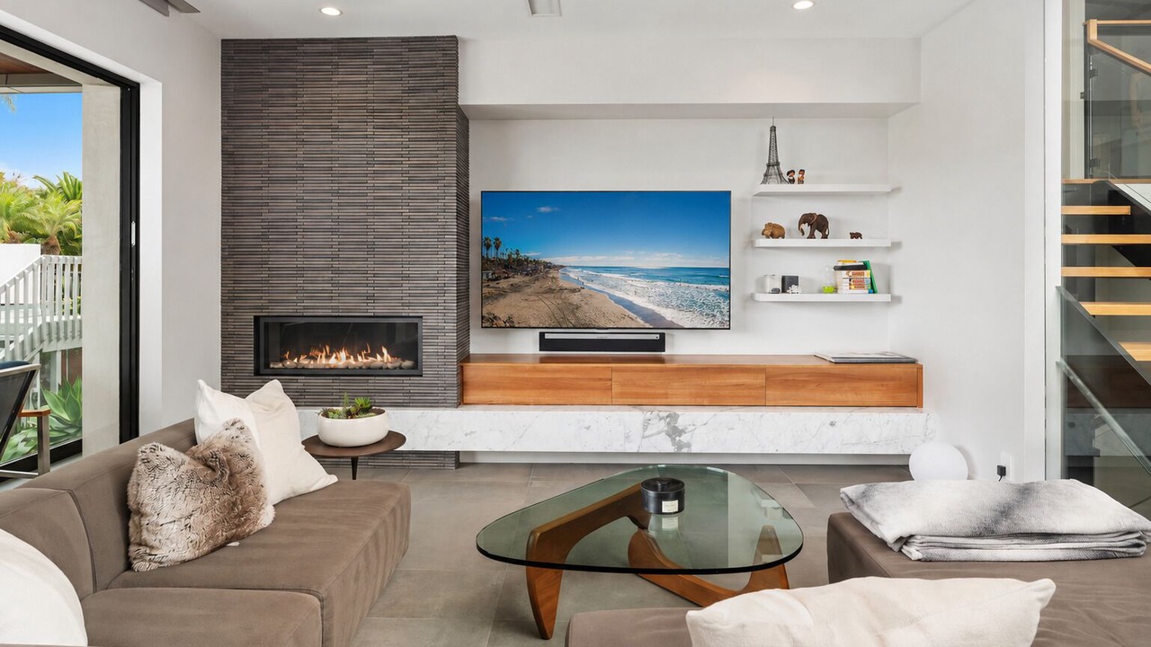 Photo of Livingroom in Del Mar Heights