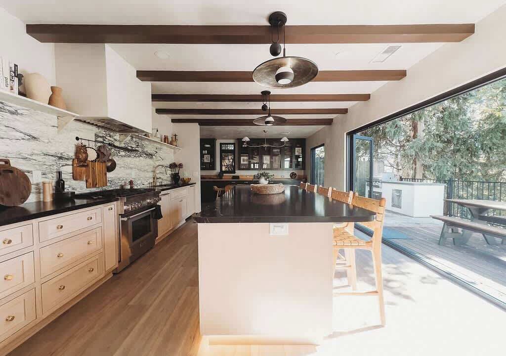 Photo of Kitchen in Lake Arrowhead