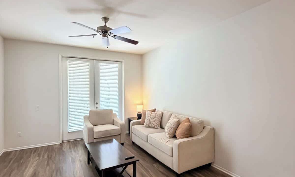 Photo of Livingroom in Mission Valley East