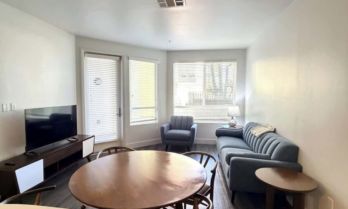 Photo of Livingroom in Kearny Mesa