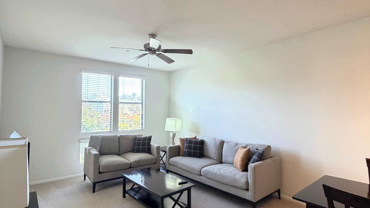 Photo of Livingroom in Mission Valley East