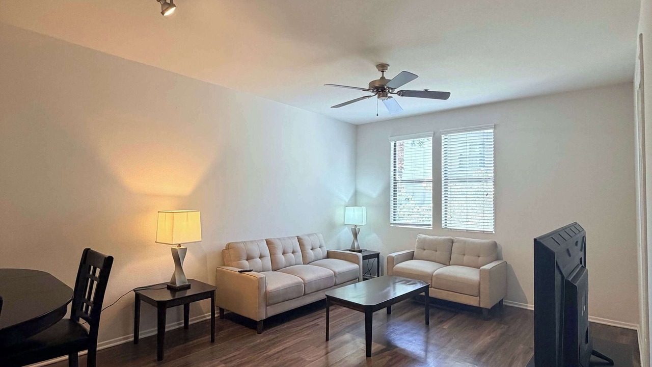 Photo of Livingroom in Mission Valley East