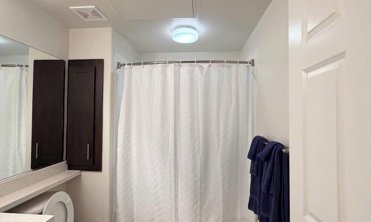Photo of Bathroom in Mission Valley East