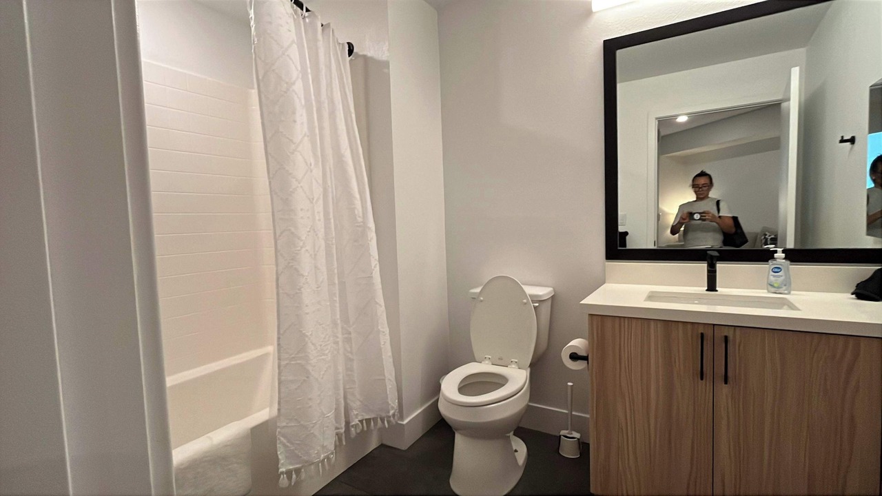 Photo of Bathroom in Mission Valley East