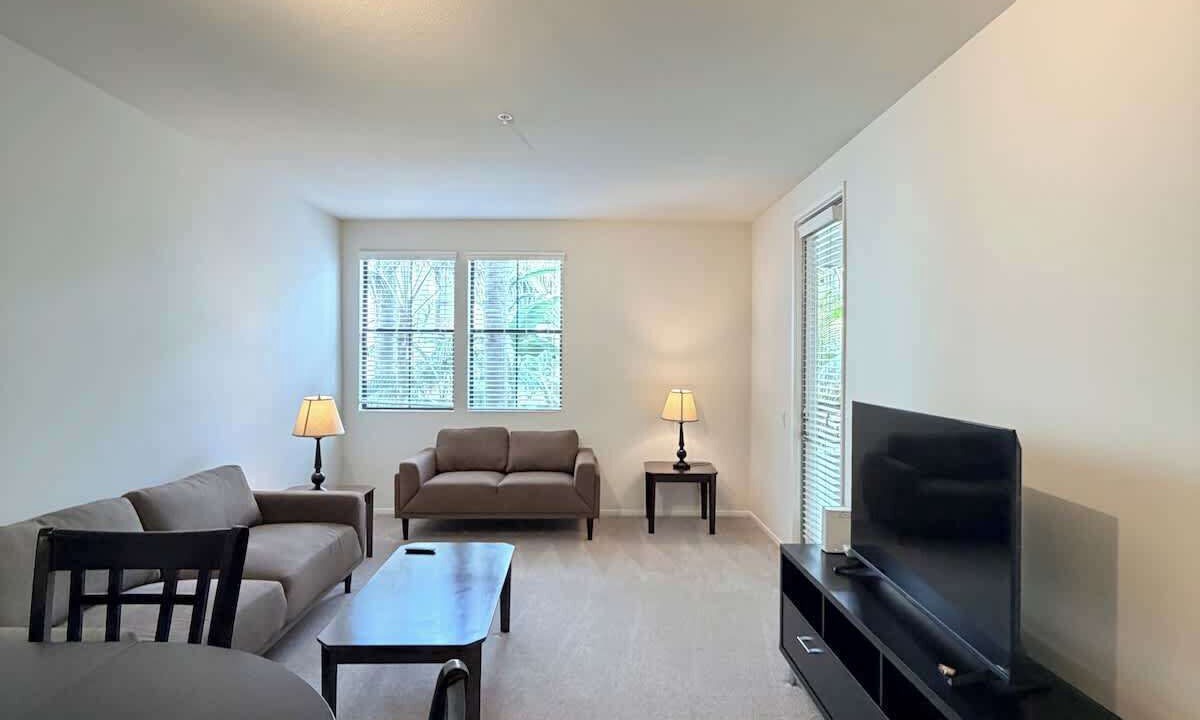 Photo of Livingroom in Mission Valley East