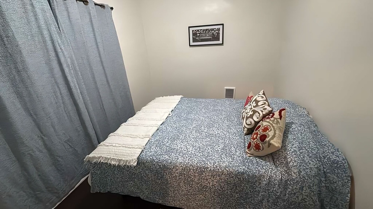 Photo of Bedroom in Homestead