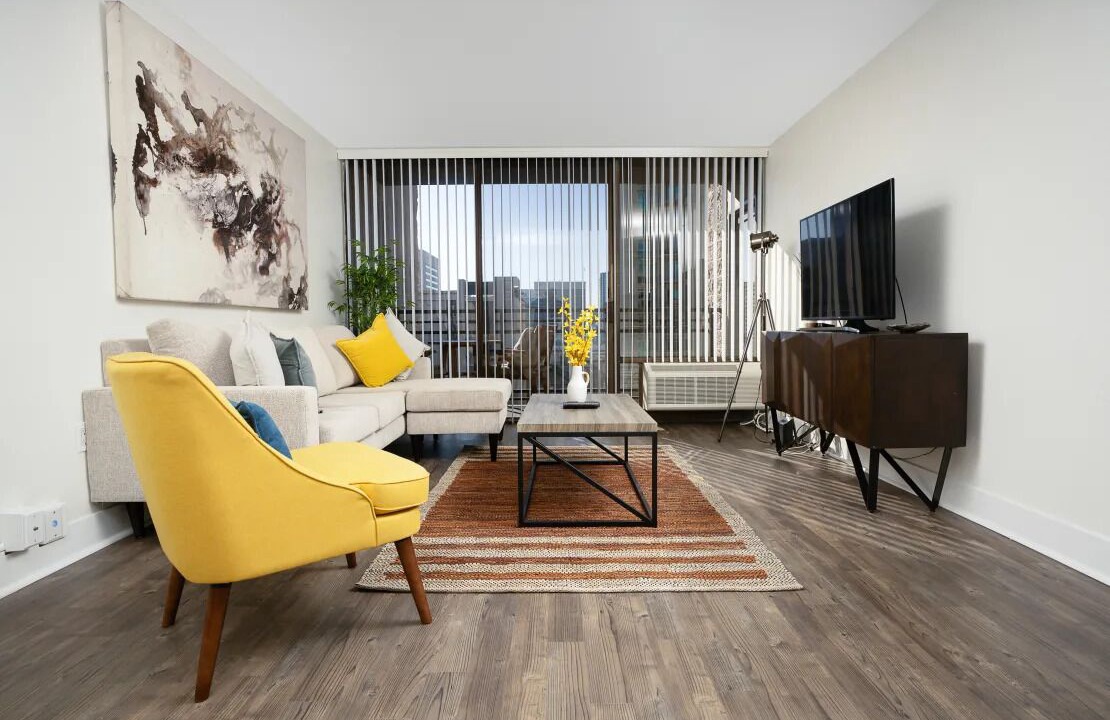 Photo of Livingroom in Civic Core