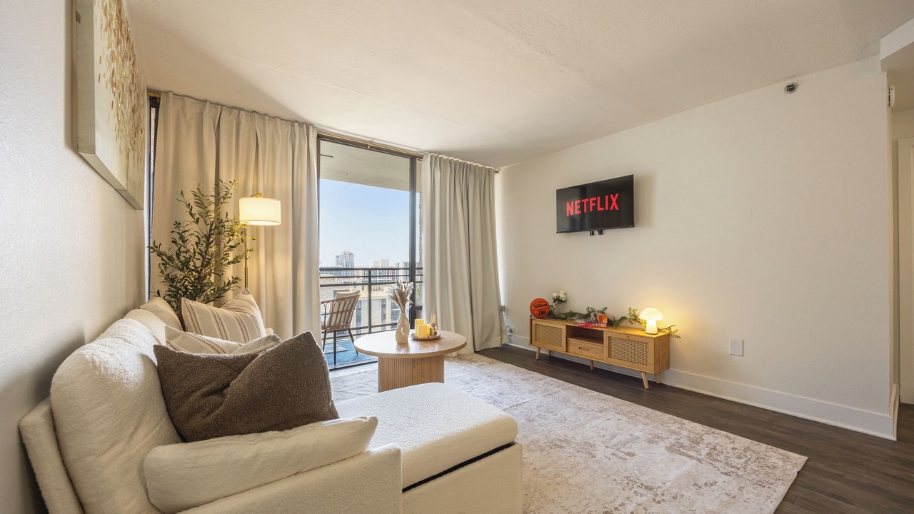 Photo of Livingroom in Civic Core