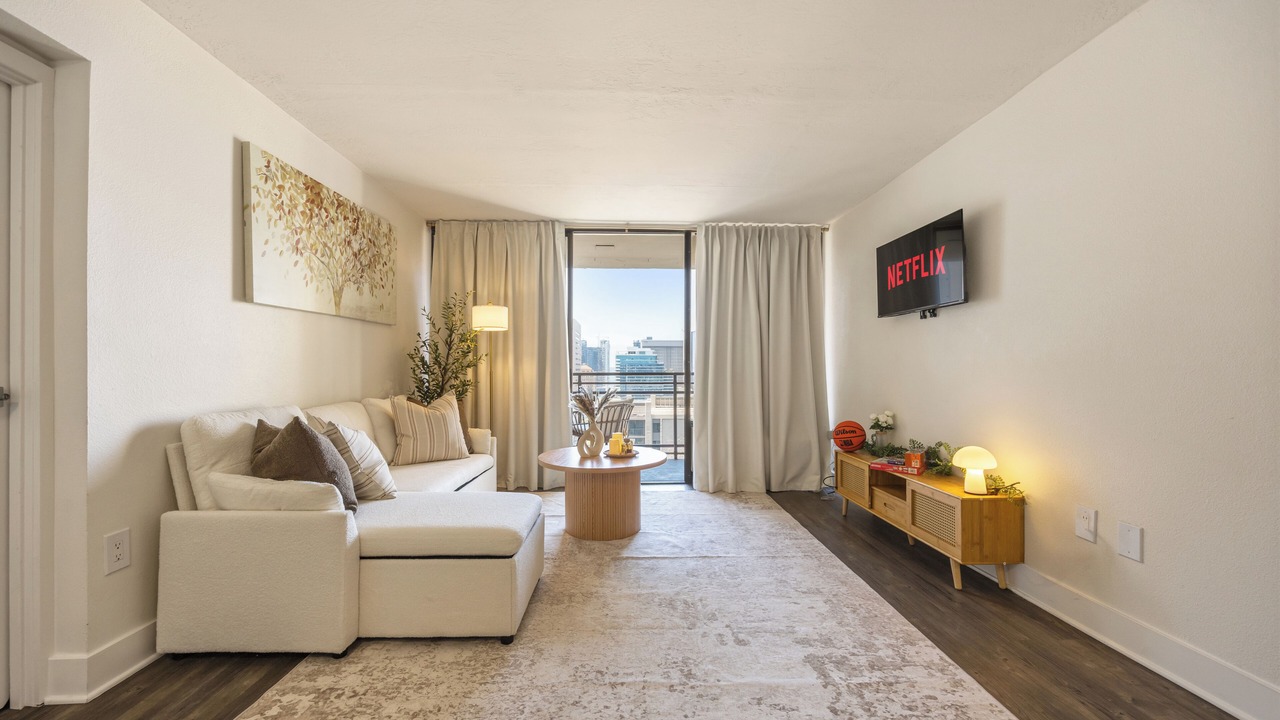 Photo of Livingroom in Civic Core