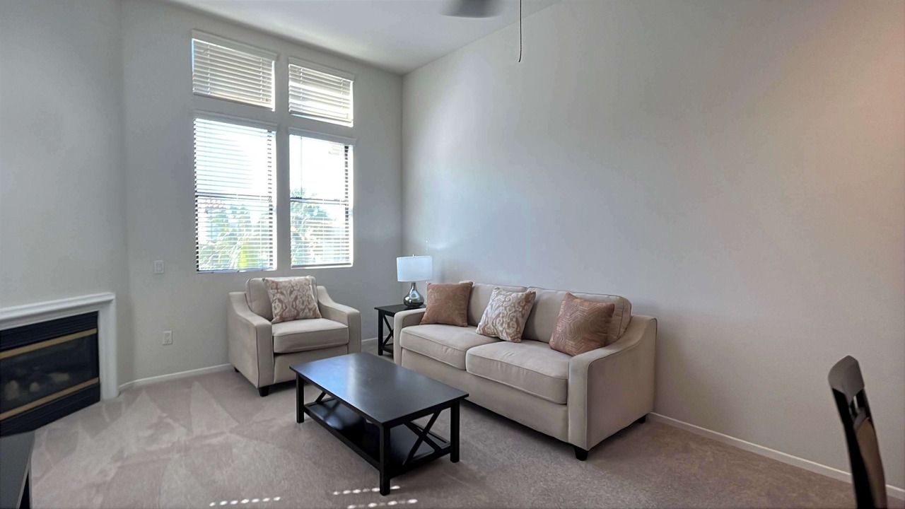 Photo of Livingroom in Mission Valley East