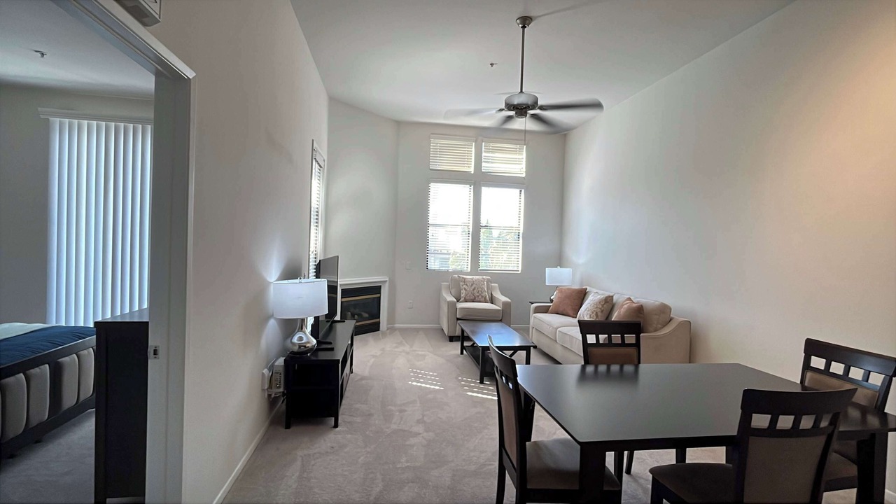 Photo of Livingroom in Mission Valley East