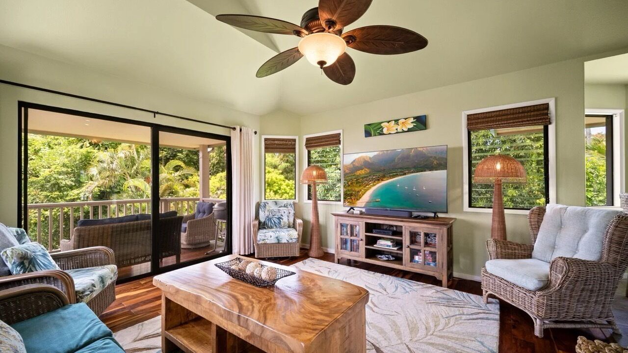 Photo of Livingroom in Princeville