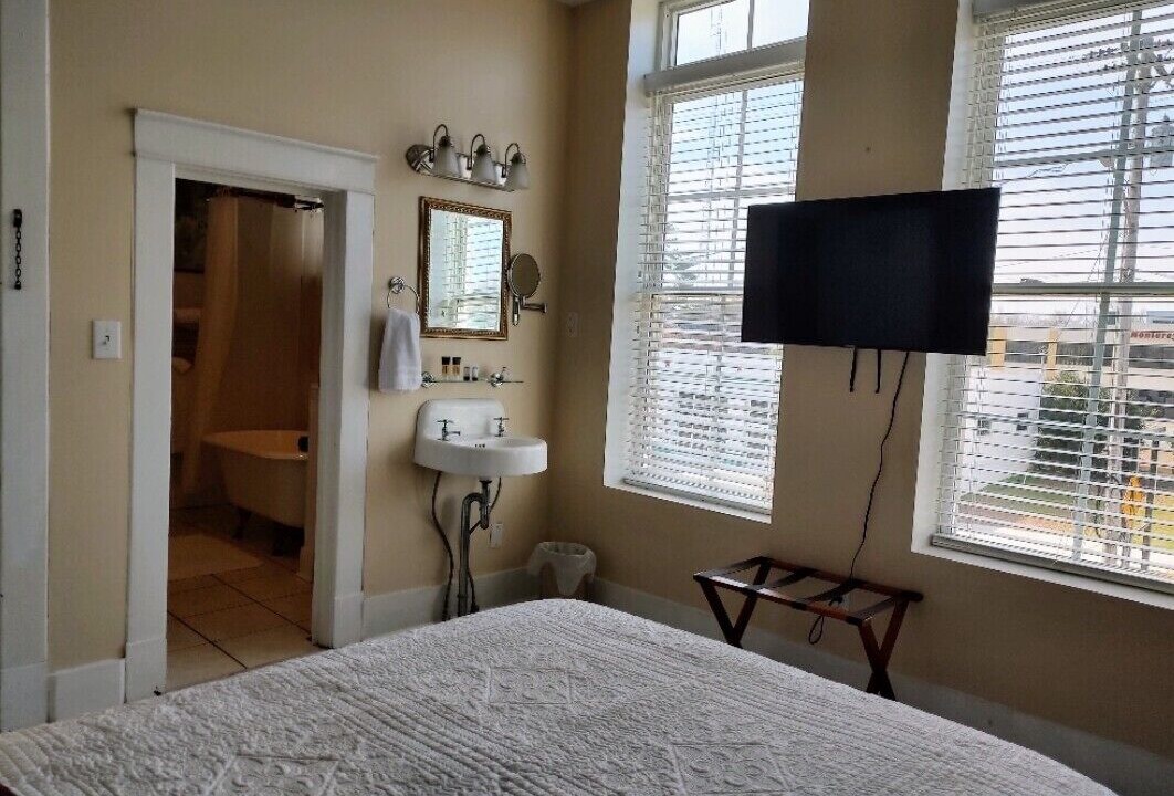 Photo of Bedroom in Cowan