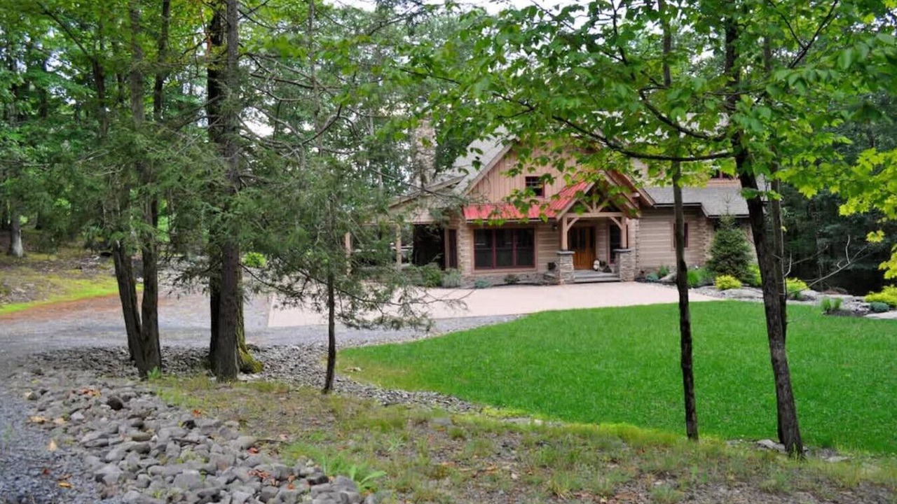 Photo of Outdoor in Greentown