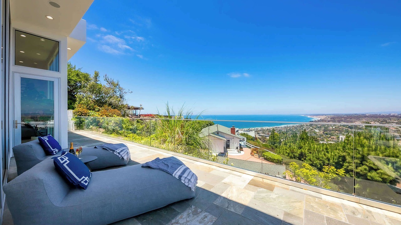 Photo of Patio Balcony in Hidden Valley