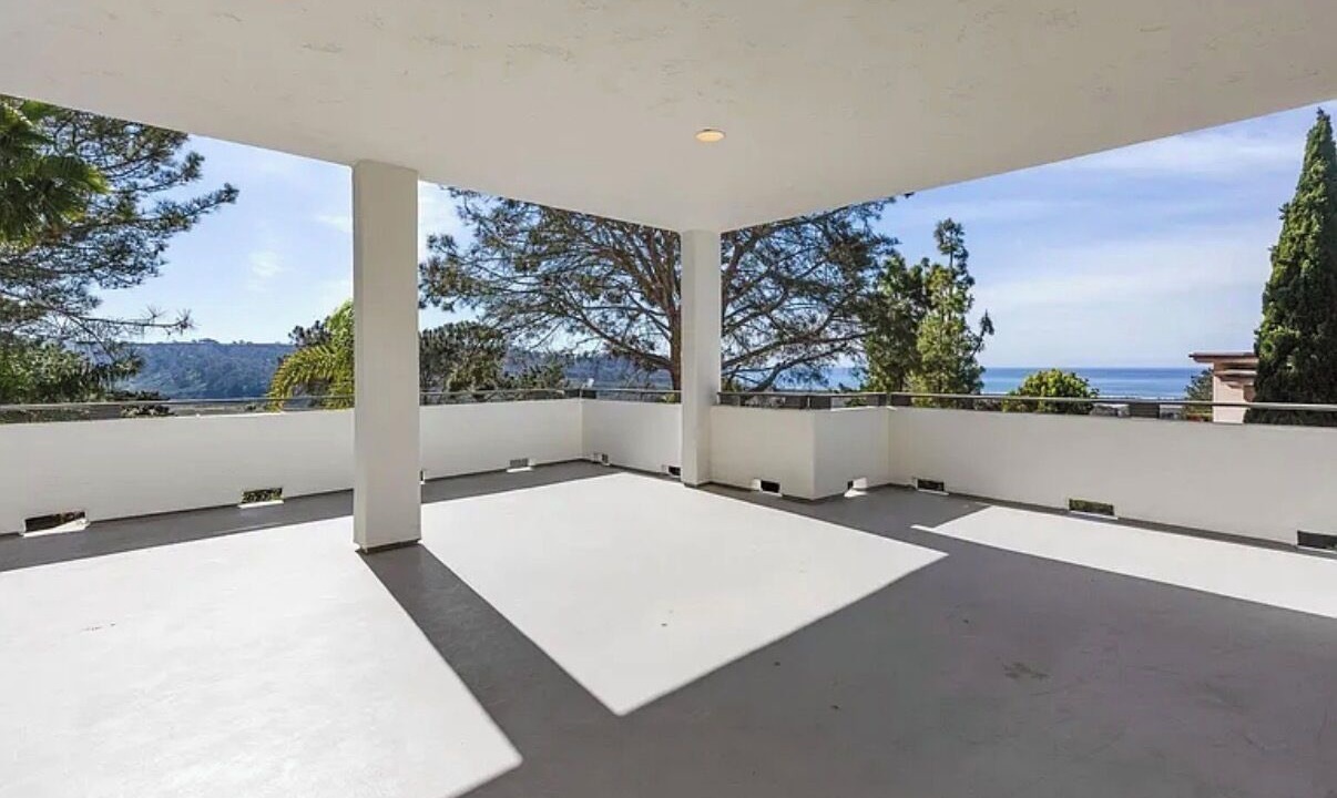 Photo of Others in Del Mar Heights