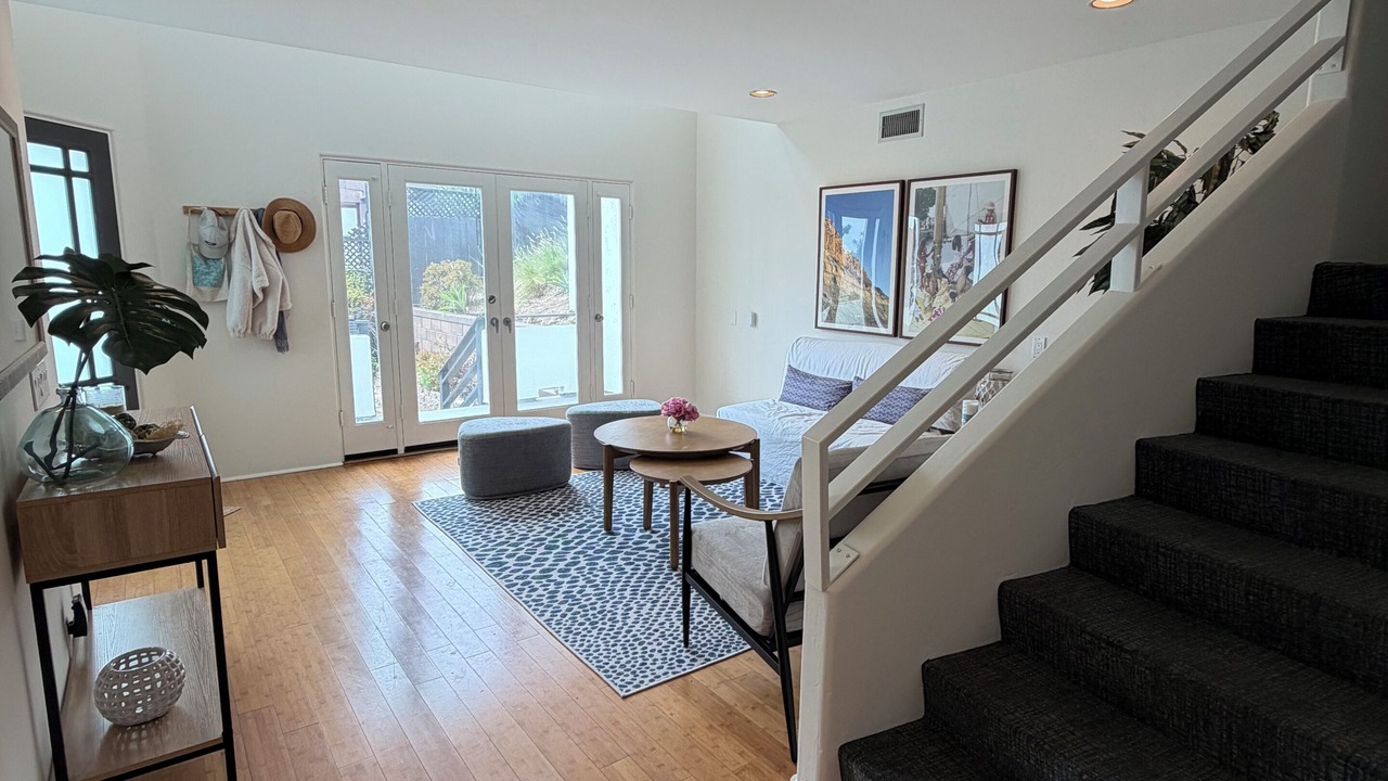 Photo of Livingroom in Del Mar Heights