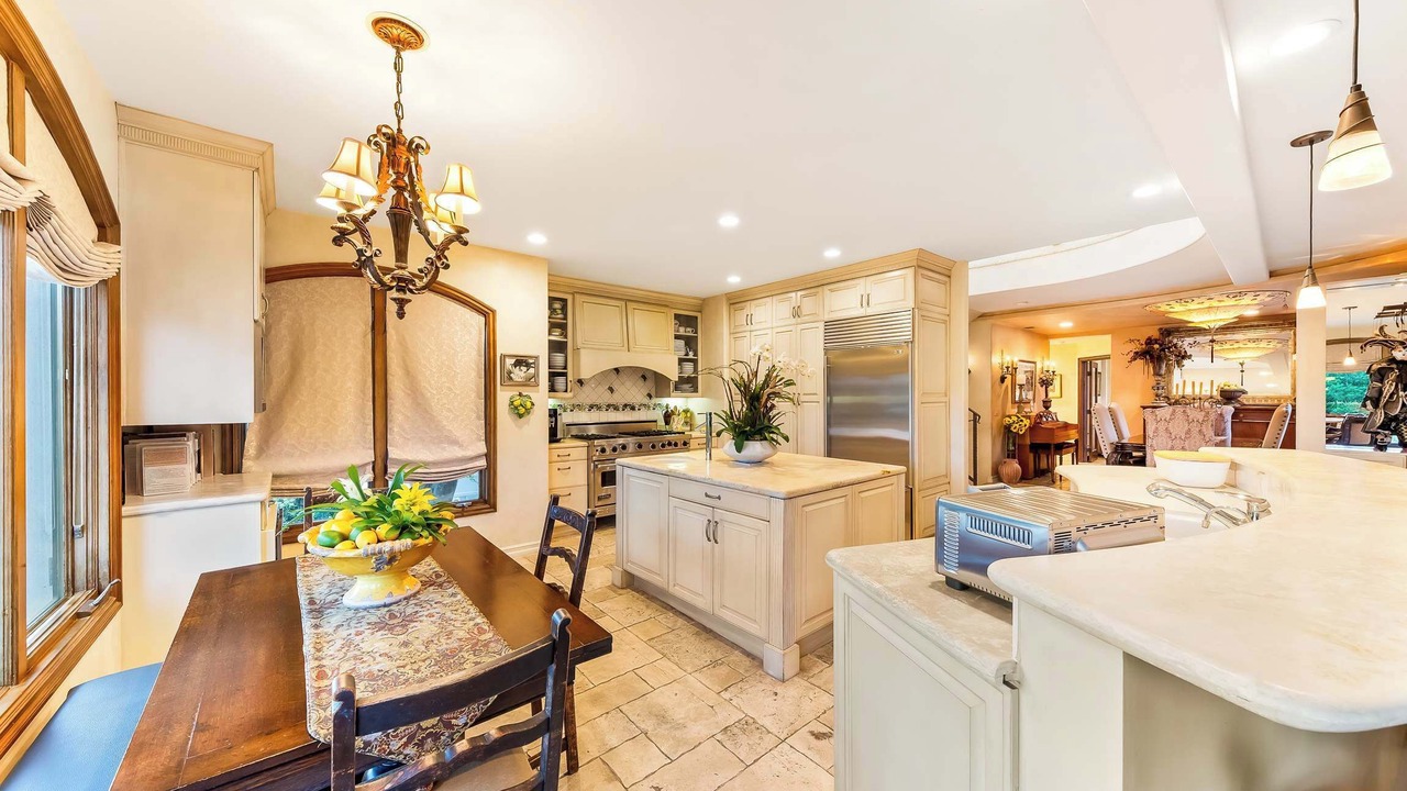 Photo of Kitchen in Beach Barber Tract