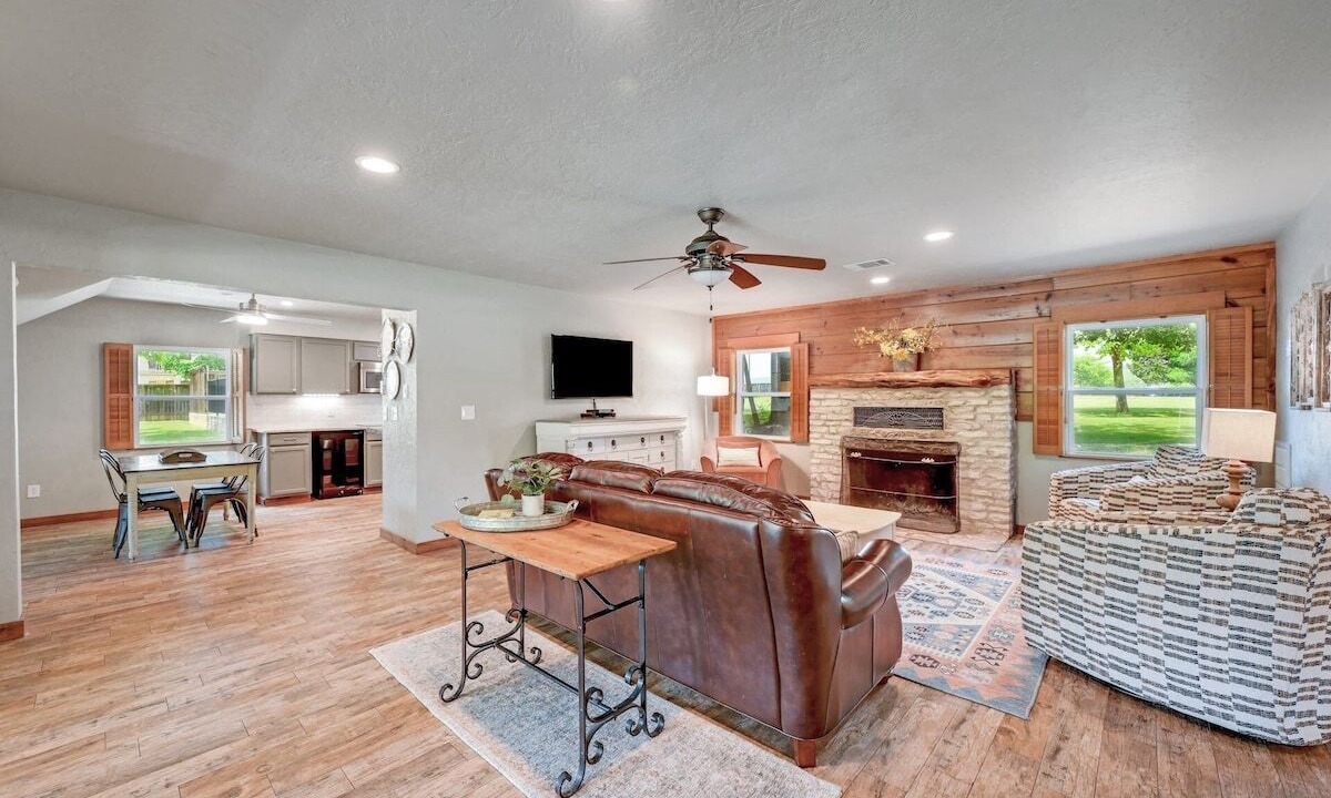 Photo of Livingroom in Wimberley