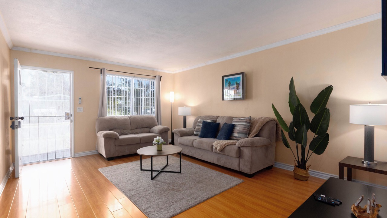Photo of Livingroom in North Clairemont
