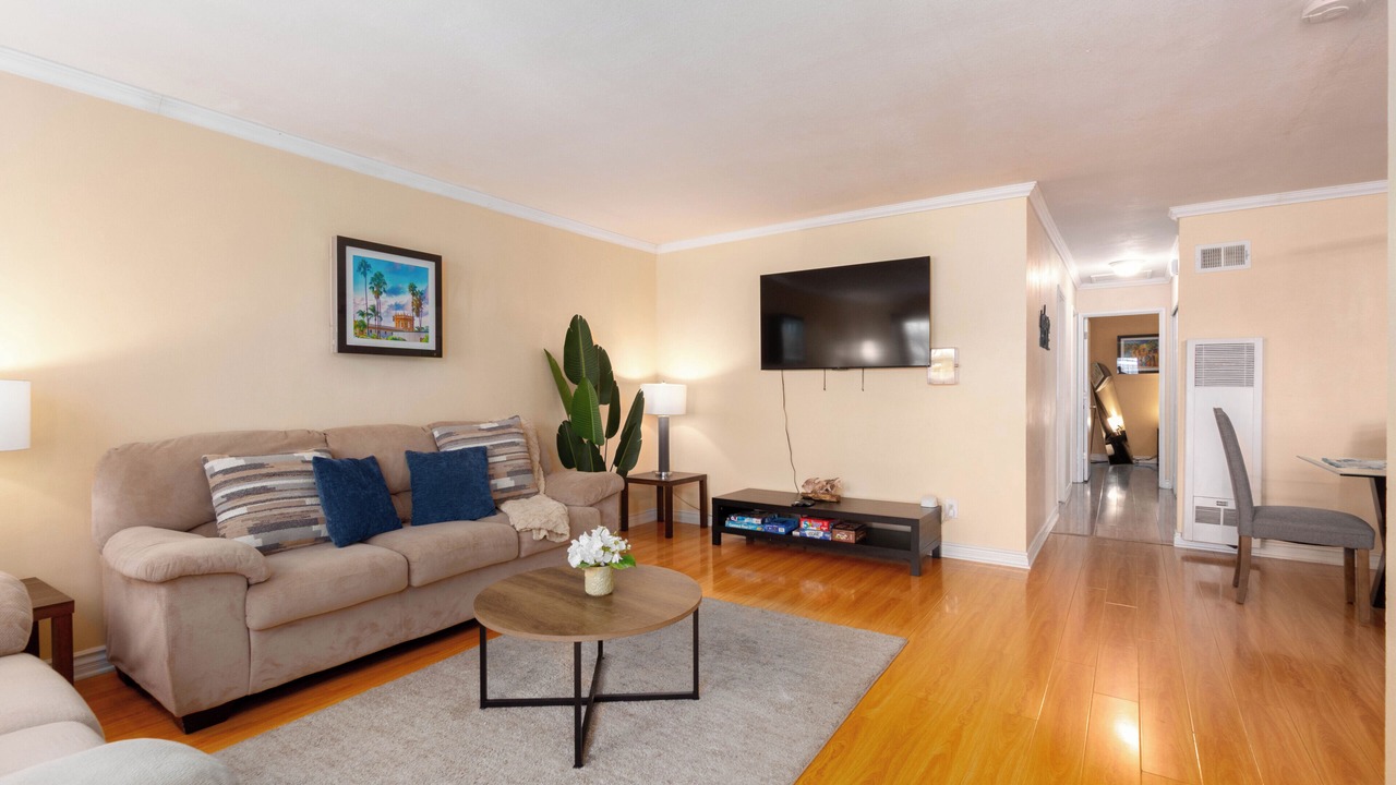 Photo of Livingroom in North Clairemont