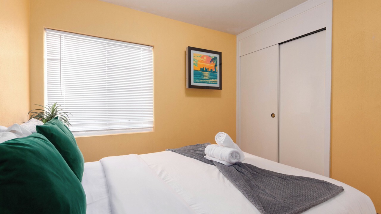 Photo of Bedroom in North Clairemont