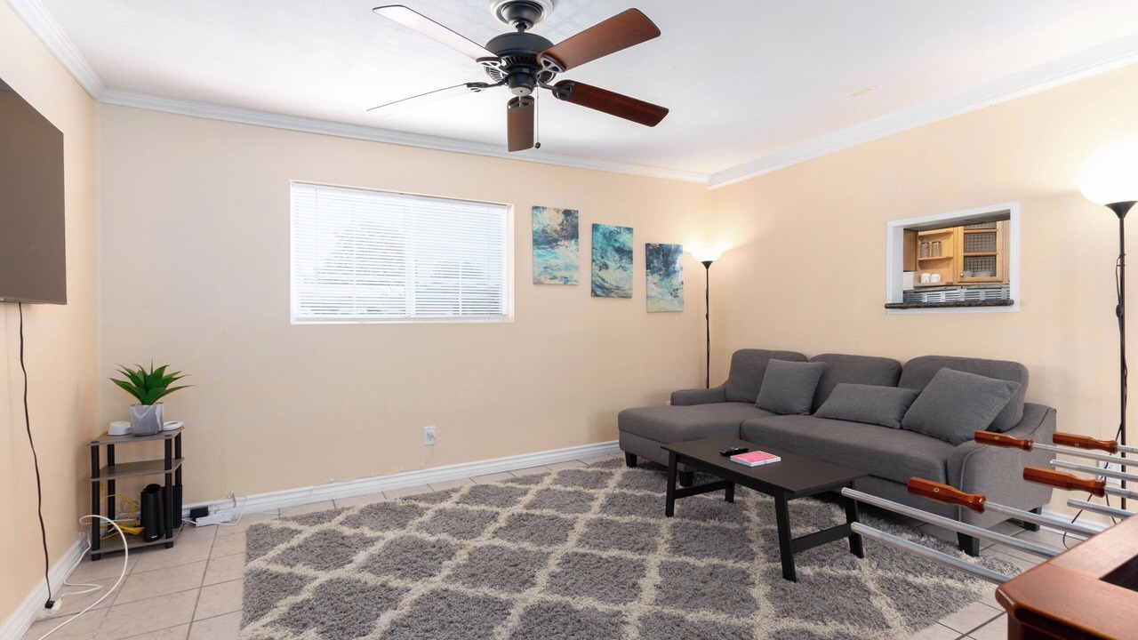 Photo of Livingroom in North Clairemont