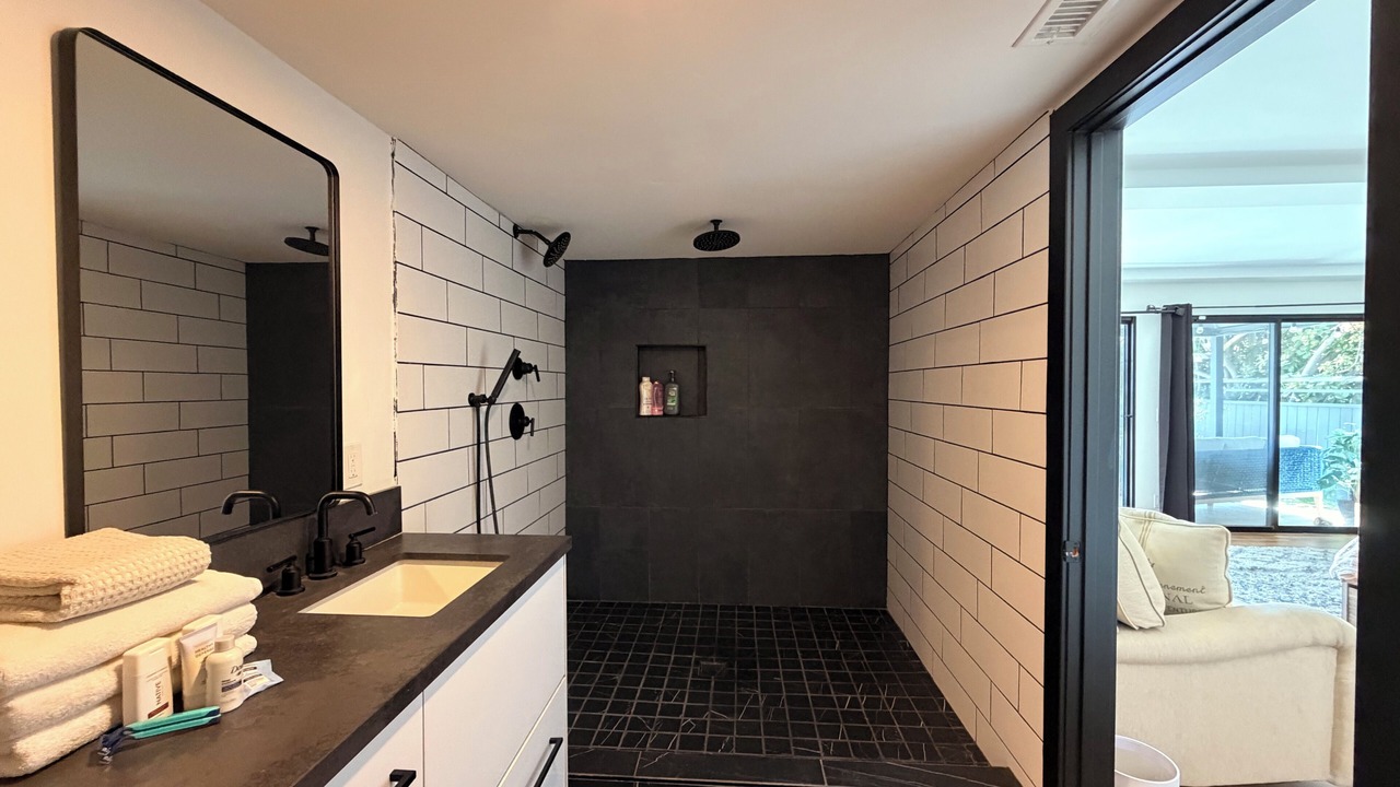 Photo of Bathroom in Mission Hills