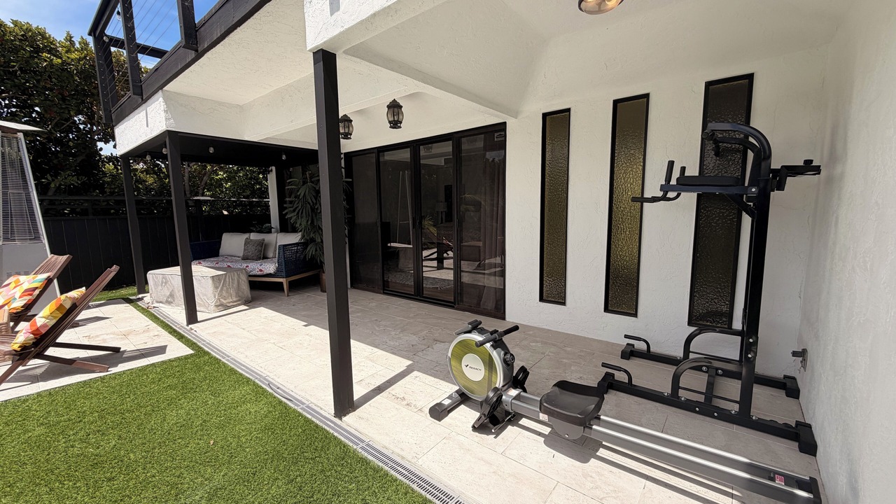 Photo of Patio Balcony in Mission Hills
